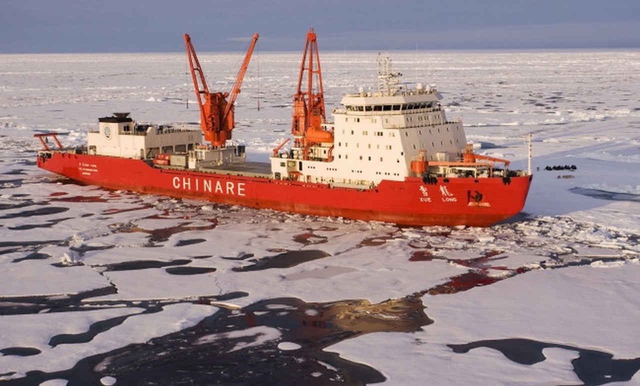 China to Build Icebreaker with Submersible to Reach Arctic Seabed