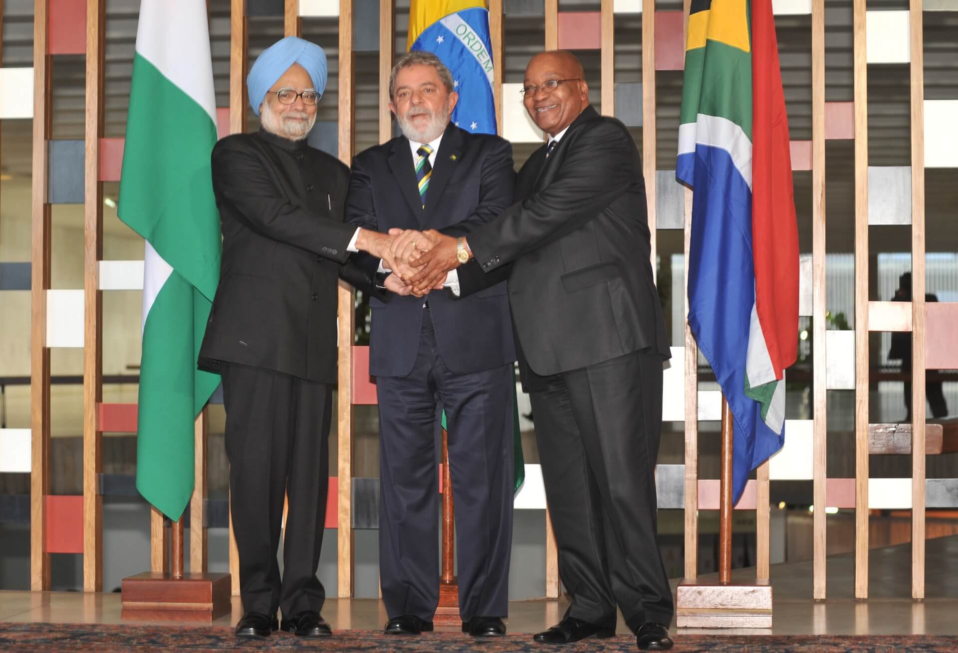Indian Prime Minister Manmohan Singh, President Lula, and South African President Jacob Zuma at the 4th IBSA Summit. Image: José Cruz/Agência Brasil