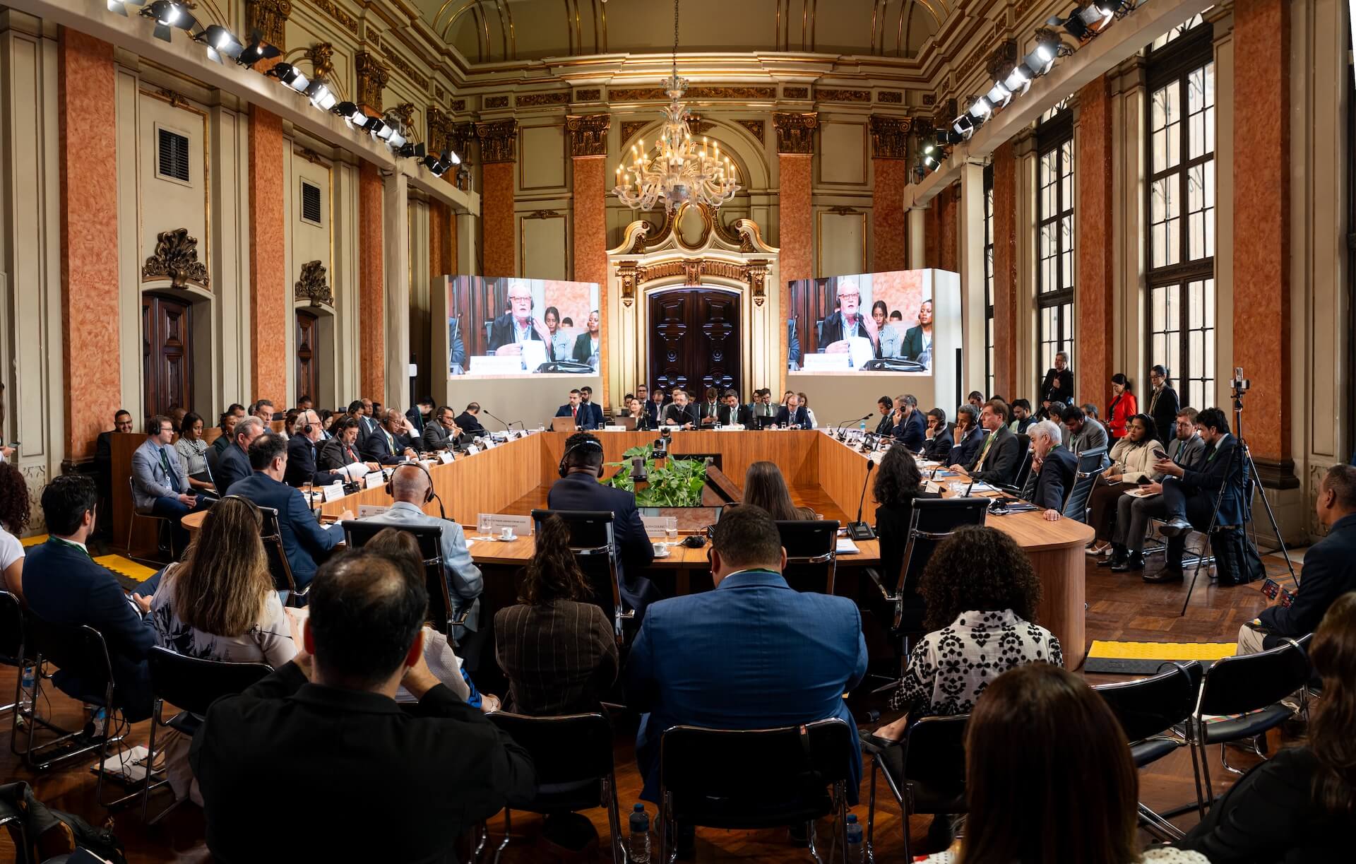 The unprecedented meeting is part of the strategy of the Brazilian presidency, which elected social participation as one of its priorities | Image: Rafael Lima / BRICS Brasil